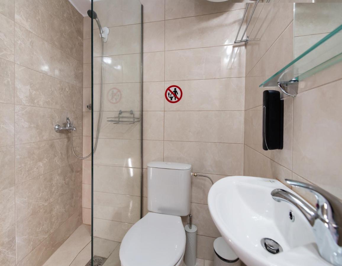 Angelica'S And Irene'S Design Apartments Swimming Pool Никиана Екстериор снимка